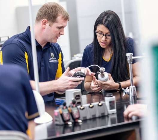 OSH Students in IH Lab