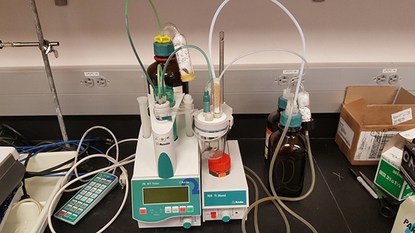 Karl-Fischer Titrator