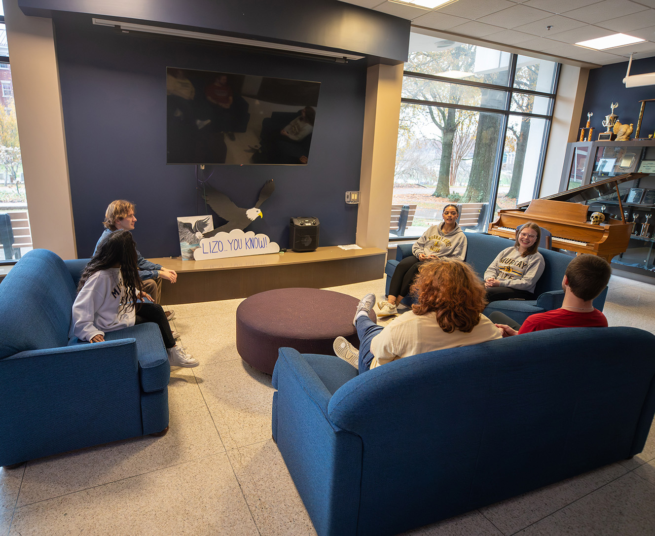 Elizabeth Lobby