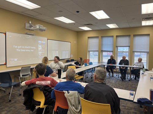 A Parkinson’s disease group meets for speech therapy services 