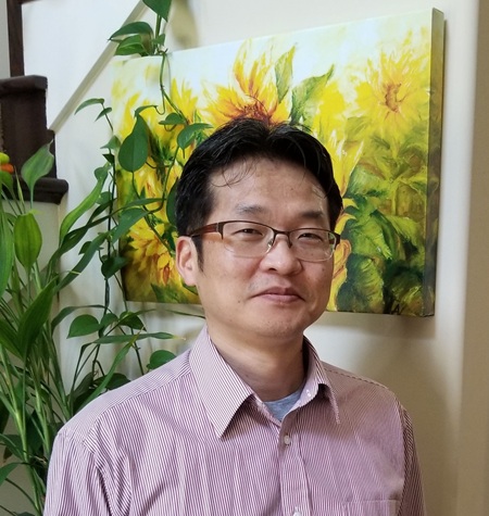 Dr. Ho Ryong Park