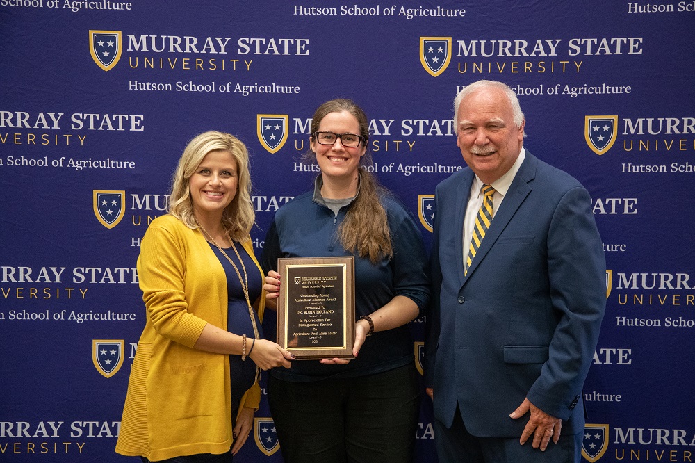 Dr. Robin Holland, Outstanding Young Alumnus, 2021