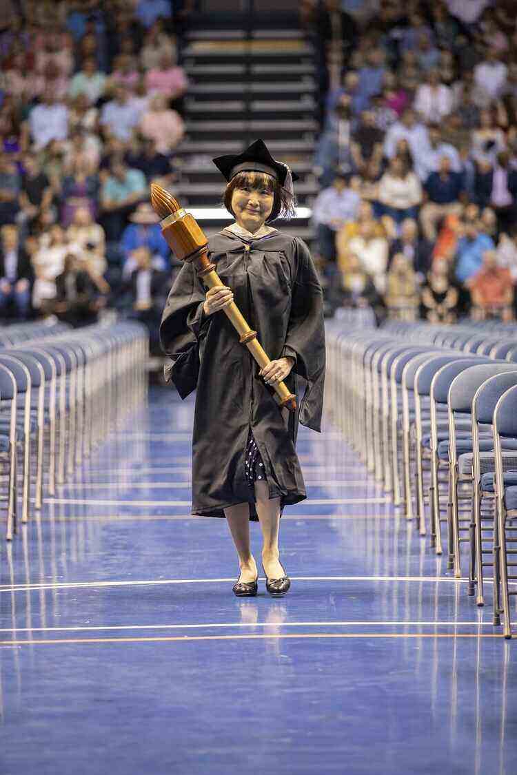 Yoko Hatakeyama carrying mace